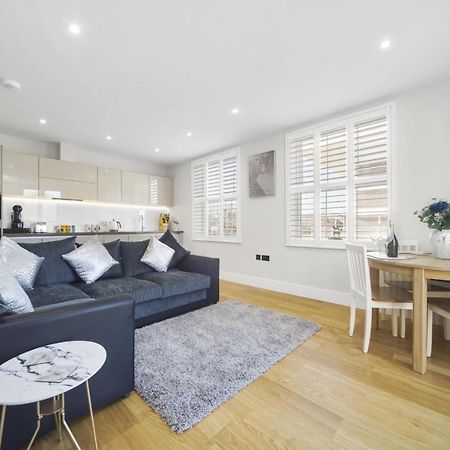 Apartament Flat 1 Bridge House Staines-upon-Thames Zewnętrze zdjęcie