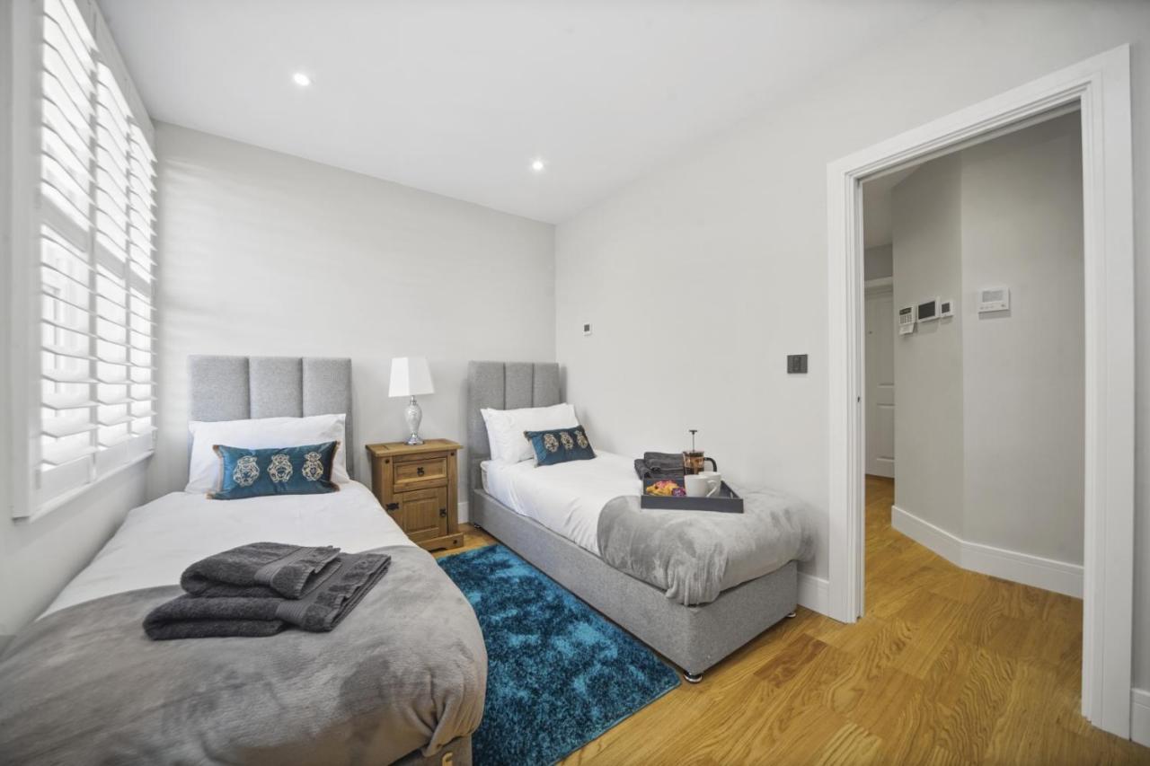 Apartament Flat 1 Bridge House Staines-upon-Thames Zewnętrze zdjęcie